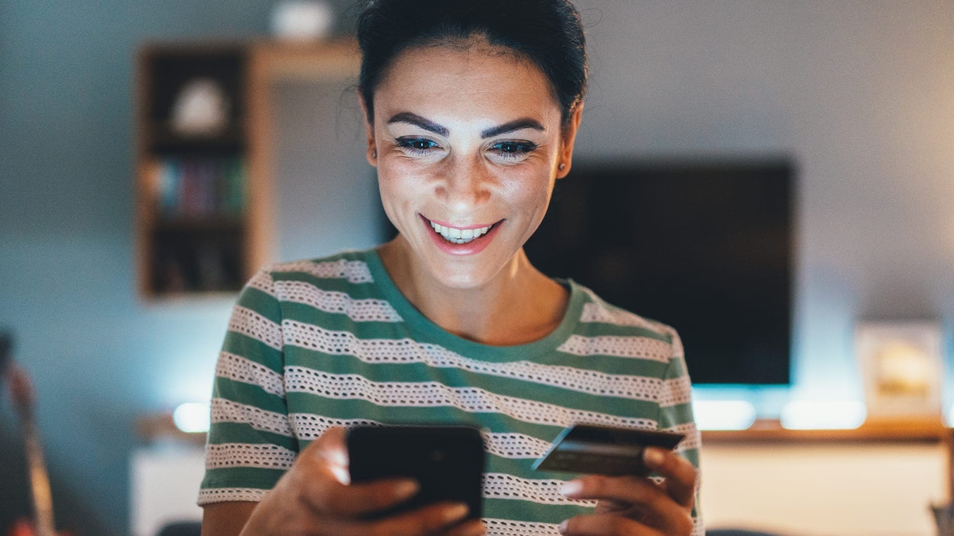 How mobile commerce (mCommerce) is changing how we shop and how businesses drive revenue